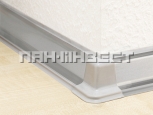 ���� 90� �������� � �������� REHAU